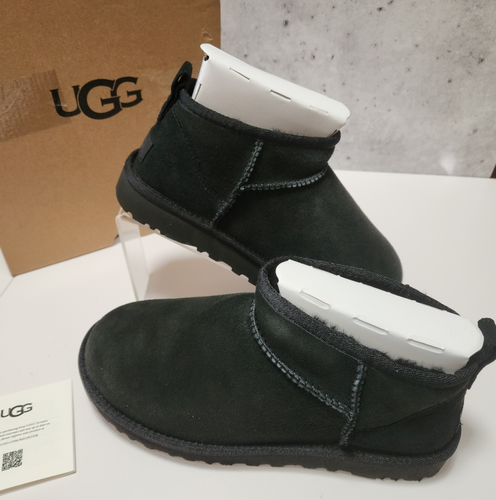 UGG Classic Ultra Mini Ankle Boot Women's Size US 8 - Picture 10 of 10